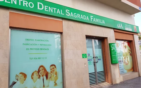 Centro Dental Sagrada Familia image