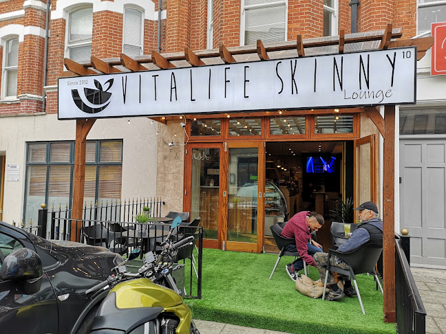 Vitalife Skinny Lounge