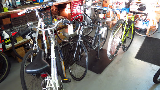 Bicycle Store «Neptune Cyclery», reviews and photos, 13 S Safford Ave, Tarpon Springs, FL 34689, USA