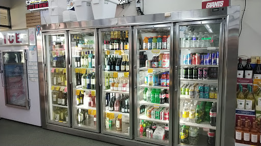 Liquor Store «Plainsboro Wine & Liquor», reviews and photos, 10 Schalks Crossing Rd #7, Plainsboro Township, NJ 08536, USA