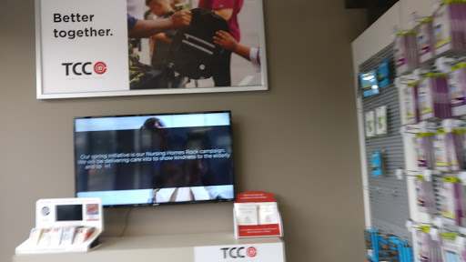 Cell Phone Store «Verizon Authorized Retailer, TCC», reviews and photos, 310 N 8th St, West Dundee, IL 60118, USA