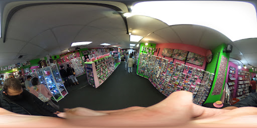 Video Game Store «Pink Gorilla University District», reviews and photos, 4341 University Way NE, Seattle, WA 98105, USA