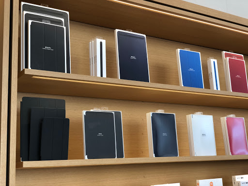 Computer Store «Apple Burlingame», reviews and photos, 1301 Burlingame Ave, Burlingame, CA 94010, USA