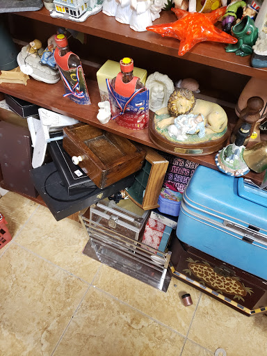 Thrift Store «All you need is thrift», reviews and photos, 148 W Hoffman Ave, Lindenhurst, NY 11757, USA