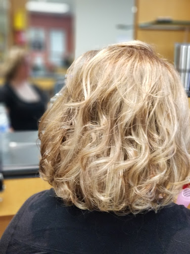 Hair Salon «Fantastic Sams Cut & Color», reviews and photos, 26500 Agoura Rd, Calabasas, CA 91302, USA