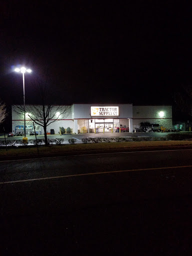 Home Improvement Store «Tractor Supply Co.», reviews and photos, 8110 Gander Way, Roanoke, VA 24019, USA