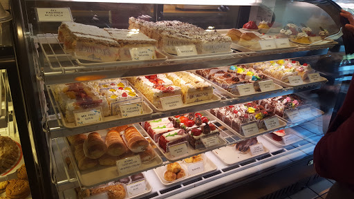 Shopping Mall «Crystal Springs Shopping Village», reviews and photos, 100 De Anza Blvd, San Mateo, CA 94402, USA