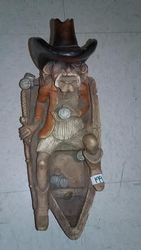 Thrift Store «Super Thrift Store», reviews and photos, 815 N Oxnard Blvd, Oxnard, CA 93030, USA