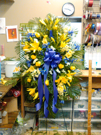 Florist «Fort Myers Flower House», reviews and photos, 3441 Fowler St, Fort Myers, FL 33901, USA