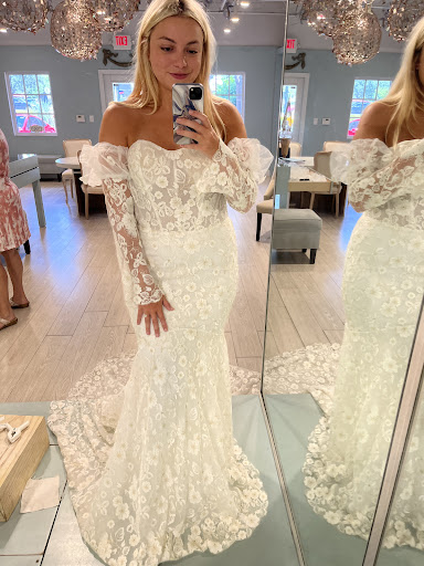 Bridal Shop «Lauderdale Bride - Upscale & Intimate Bridal Boutique in the heart of Fort Lauderdale», reviews and photos, 4130 N Federal Hwy, Fort Lauderdale, FL 33308, USA