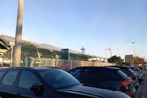 [P] Parque de estacionamento Aeroporto Francisco Sá Carneiro image