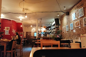 Babel Art House / Cafe & Restaurant London.