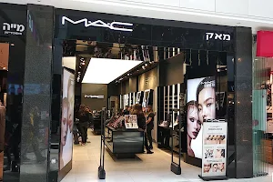 MAC Cosmetics Ayalon image