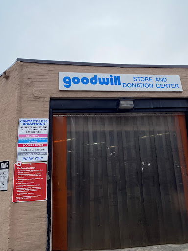 Donations Center «Goodwill Store and Donation Center», reviews and photos