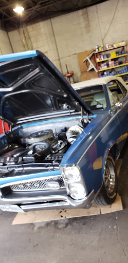 Tire Shop «River Oaks Firestone», reviews and photos, 3701 Westheimer Rd, Houston, TX 77027, USA