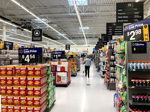 Discount Store «Walmart», reviews and photos, 3164 Berlin Turnpike, Newington, CT 06111, USA