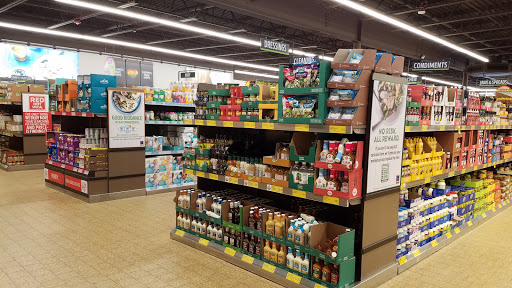 Supermarket «ALDI», reviews and photos, 4833 Oakton St, Skokie, IL 60077, USA
