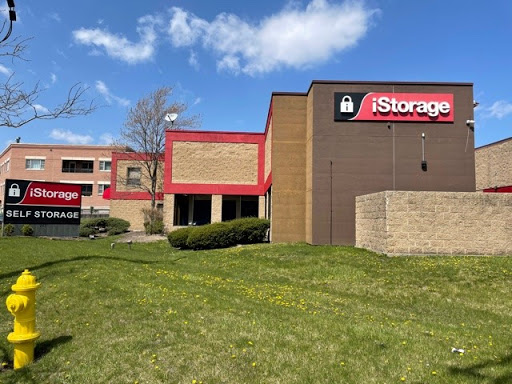 Self-Storage Facility «Simply Self Storage - Glenview», reviews and photos, 747 N Milwaukee Ave, Glenview, IL 60025, USA