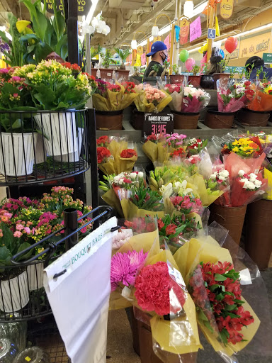 Grocery Store «Northgate Gonzalez Markets», reviews and photos, 10801 Prairie Ave, Inglewood, CA 90303, USA