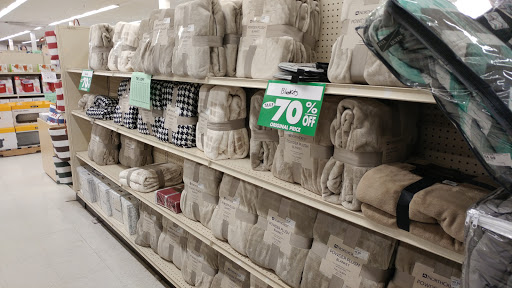 Home Goods Store «Shopko Hometown Tecumseh», reviews and photos, 2655 W Chicago Blvd, Tecumseh, MI 49286, USA