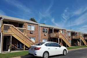 Falling Creek Apartments BL image