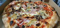 Plats et boissons du Pizzeria Pizza Capri à Cormeilles - n°15