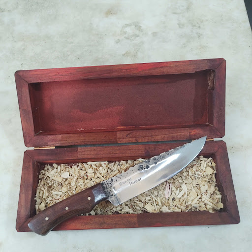 BT cuchillos artesanales