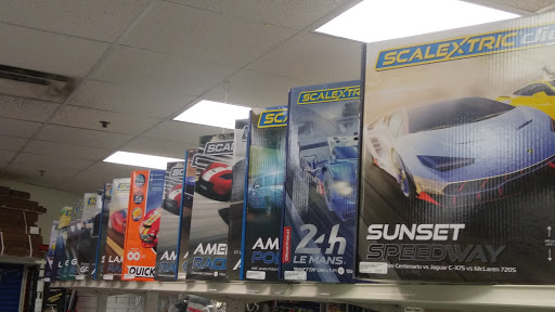 Hobby Store «HobbyTown USA - Cincinnati», reviews and photos, 9120 Union Cemetery Rd, Cincinnati, OH 45249, USA