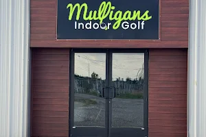 Mulligans Indoor Golf image