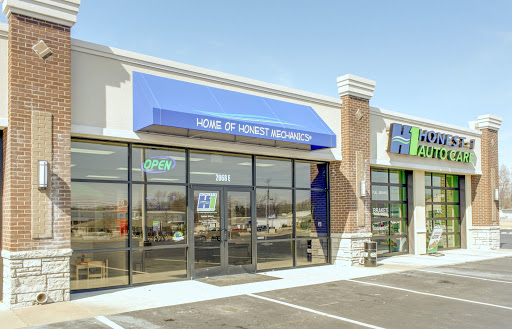 Auto Repair Shop «Honest-1 Auto Care Clarksville», reviews and photos, 2068 Wilma Rudolph Blvd, Clarksville, TN 37040, USA