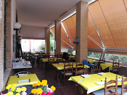 La Senia Bar Restaurante - Carrer d,Elx, 55, 03130 Santa Pola, Alicante, Spain