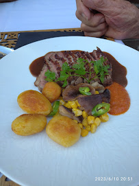 Plats et boissons du Restaurant LES CLUZEAUX à La Rochebeaucourt-et-Argentine - n°10