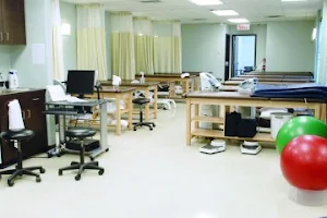 Super-Clinique Medicale et Centre de Physiotherapie Forcemedic image