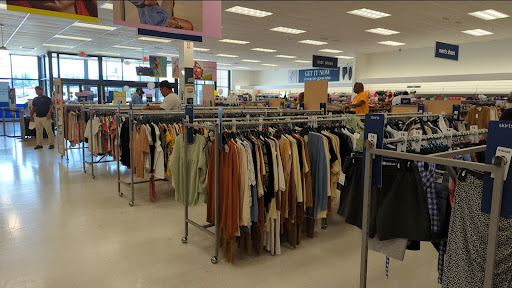 Department Store «Marshalls & HomeGoods», reviews and photos, 311 Costco Way, St Peters, MO 63376, USA