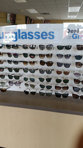 Eye Care Center «Eyeglass World», reviews and photos, 5485 E 82nd St, Castleton, IN 46250, USA