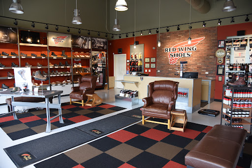 Shoe Store «Red Wing», reviews and photos, 1275 Randall Rd #101, Crystal Lake, IL 60014, USA