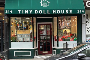 Tiny Doll House image