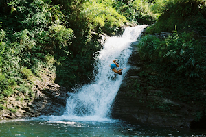 Thâm Luông Waterfall image