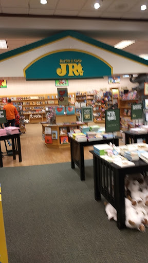 Book Store «Barnes & Noble», reviews and photos, 735 Haywood Rd, Greenville, SC 29607, USA