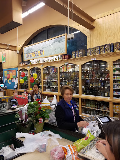 Grocery Store «Northgate Gonzalez Markets», reviews and photos, 6801 Atlantic Ave, Bell, CA 90201, USA