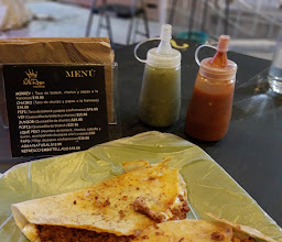 Los Mi-Reyes Taquería photo