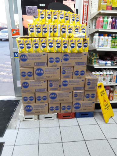 Supermarket «LA VERGNE SUPER MERCADO», reviews and photos, 410 Dick Buchanan St, La Vergne, TN 37086, USA