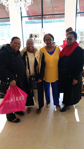 Fashion Accessories Store «Charming Charlie», reviews and photos, 14225 95th Ave #418, Orland Park, IL 60462, USA