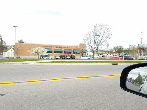 Drug Store «Walgreens», reviews and photos, 2400 E Center St, Warsaw, IN 46580, USA