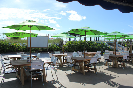 Bar & Grill «The Inlet Grill», reviews and photos, 110 S Ocean Dr, Fort Pierce, FL 34949, USA