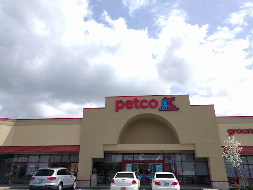 Pet Supply Store «Petco Animal Supplies», reviews and photos, 85 State St, Orem, UT 84058, USA