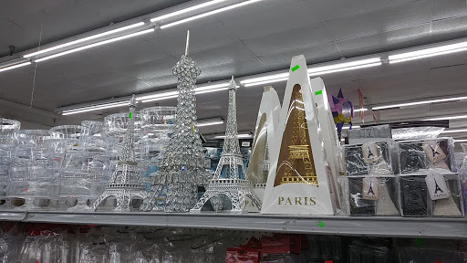 Thrift Store «Thrift & Dollar Mart», reviews and photos, 1915 E Park Row Dr, Arlington, TX 76010, USA