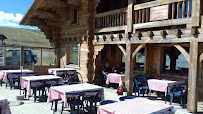 Atmosphère du Restaurant Les Matins Clairs - Auberge de montagne à Les Villards-sur-Thônes - n°10