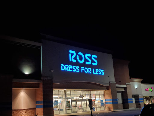 Clothing Store «Ross Dress for Less», reviews and photos, 7511 Lemont Rd, Darien, IL 60561, USA