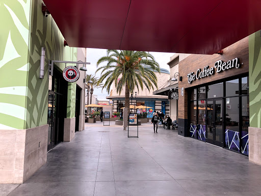 Shopping Mall «Las Americas Premium Outlets», reviews and photos, 4211 Camino De La Plaza, San Diego, CA 92173, USA